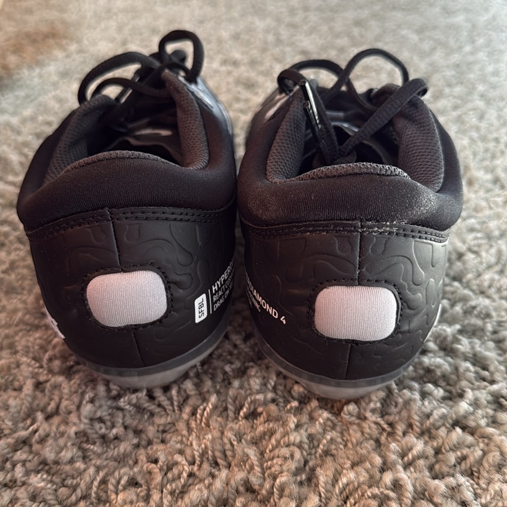 Women’s Hyperdiamond 4 NIKE Softball Cleats (8) - Picture 2 of 6